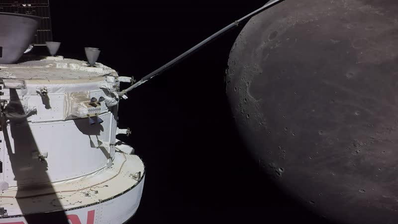 Flight Day 20: To the Moon